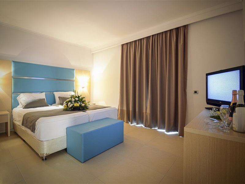 Aegean Blu Hotel & Apartments Kos Town Exterior photo