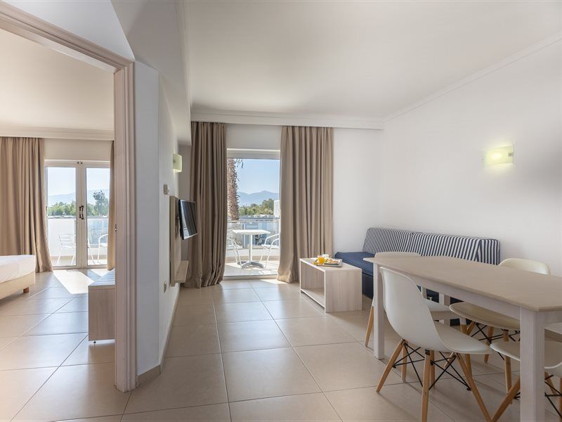 Aegean Blu Hotel & Apartments Kos Town Exterior photo
